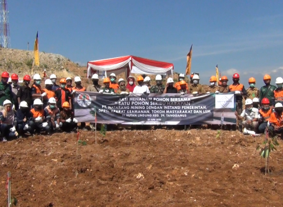 Planting with the local government and stakeholders.